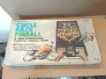 стара американска играчка"Vintage 1977 Marx Toys Cycle Race Pinball", снимка 1