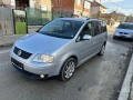 Vw Touran 2.0 tdi, снимка 3