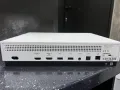 Конзола Xbox one s 1tb с два джойстика , снимка 3