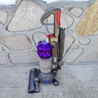 Прахосмукачка - Dyson DC 50 / 700 W, снимка 2 - Прахосмукачки - 36727396