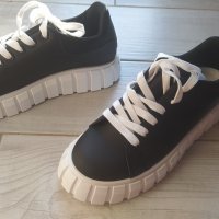 39н Нови черни кожени кецове спортни обувки , снимка 1 - Кецове - 43069159