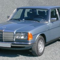 Стъкло за десен фар MERCEDES-BENZ 123  (W123), снимка 2 - Части - 43422068