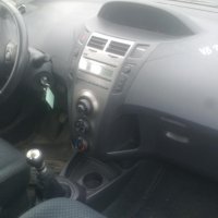 Toyota Yaris 1.4 D4D 2008 г., снимка 3 - Автомобили и джипове - 32789096