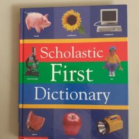  Scholastic първи речник, снимка 1 - Ученически пособия, канцеларски материали - 28209742