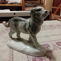 Порцеланови куче на Изида, снимка 1 - Антикварни и старинни предмети - 43440518