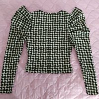 Дамска блуза с черно-бяла шарка, снимка 6 - Блузи с дълъг ръкав и пуловери - 43353967