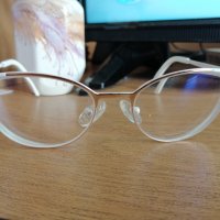 Страхотни очила , снимка 1 - Слънчеви и диоптрични очила - 38061901