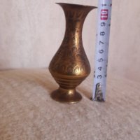 Месингова ваза , снимка 1 - Антикварни и старинни предмети - 26749745