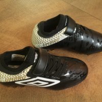 UMBRO Kids Football Boots Размер Размер EUR 28 / UK 10,5 детски бутонки с лепка 69-14-S, снимка 2 - Детски маратонки - 43718287