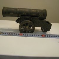 бронзово оръдие , снимка 1 - Антикварни и старинни предмети - 27962178