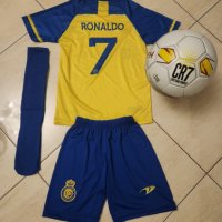 CR7 Ronaldo Екип + Топка + Чорапи + Шапка Кори Манчестър 2023г Ново , снимка 2 - Футбол - 39895221