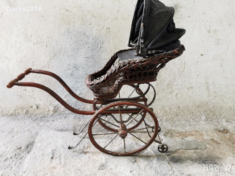 Страхотна детска количка от ратан, дърво и желязо , снимка 1