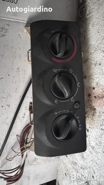 Климатичен блок / панел / табло за Renault Clio - 8200147157, снимка 1