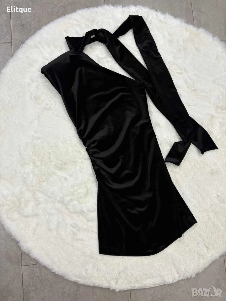 рокля с един ръкав кадифе , снимка 1