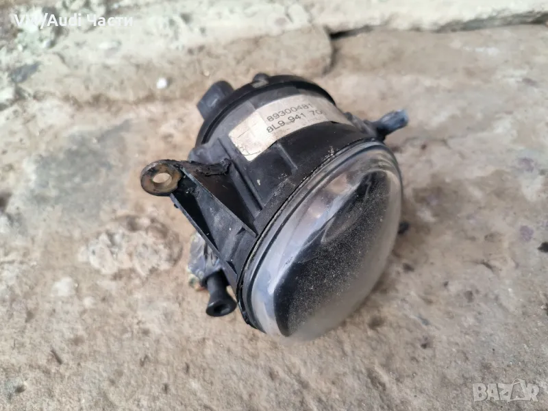 Десен халоген за Ауди С3 Audi S3 8L 8L9941700 VALEO, снимка 1