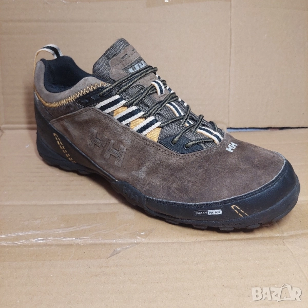 водоустойчиви туристически обувки Helly Hansen номер 43 , снимка 1