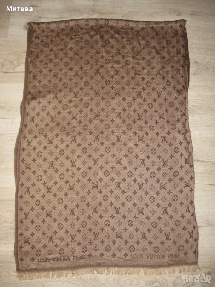 Louis Vuitton дамски шал, снимка 1