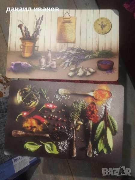 2 подложки за хранене , снимка 1