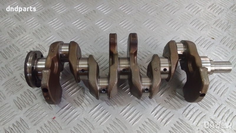 Колянов вал Toyota Yaris 1.3i 16v 2004г.	, снимка 1