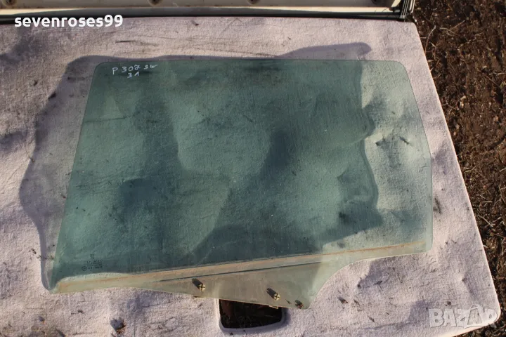 Стъкло задно ляво Пежо 307 2002 СВ Peugeot 307sw, снимка 1