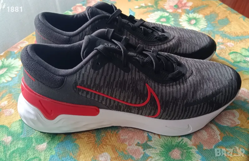 Маратонки NIKE Renew Run 4 за ежедневно ходене и бягане. Размер 44,5. Нови., снимка 1