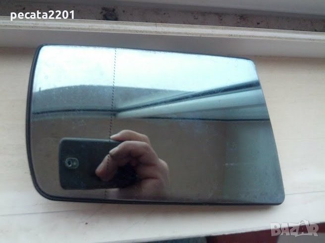 Продавам - Оригинално стъкло дясно огледало за Mercedes C class W202 става и за E class W210, снимка 1