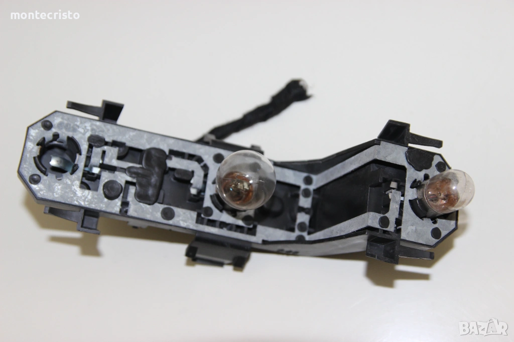 Дясна платка стоп VW Sharan (2000-2003г.) десен ламподържач / 7M3 945 258 / 7M3945258, снимка 1