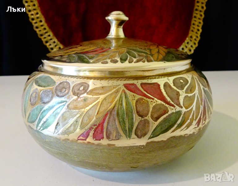 Бронзова кутия за бижута,захарница,клетъчен емайл., снимка 1