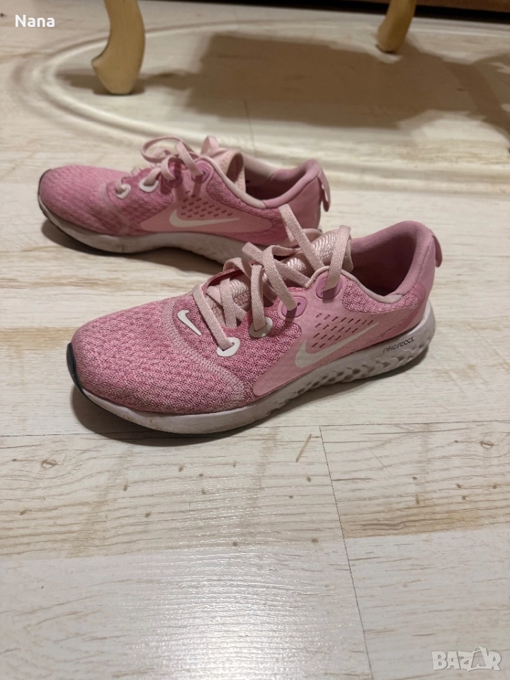 Оригинални дамски маратонки NIKE 20 лв, снимка 1