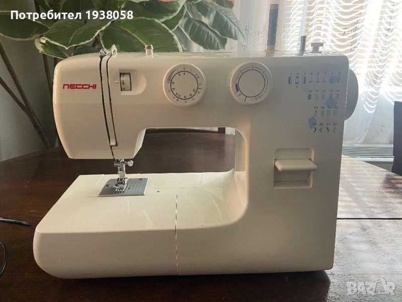 Шевна машина Necchi 215, снимка 1