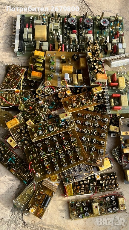 Електронна скрап. Платки. Кондензатори, снимка 1