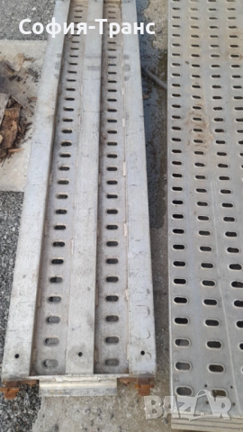 Платформа от Мерцедес  Спешно, снимка 7 - Камиони - 52356481