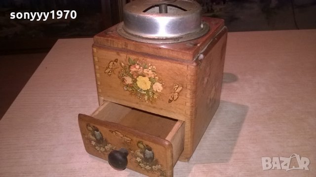 стара мелница-внос швеицария-20х13х12см, снимка 2 - Колекции - 27022738