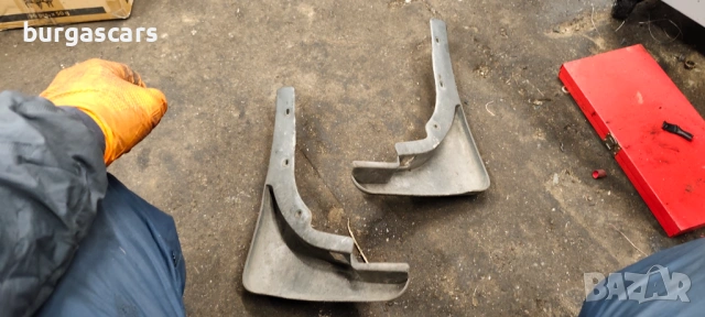 Калобран преден ляв десен Nissan X-Trail 2.2DCI-136к.с. T30, снимка 2 - Части - 53606441