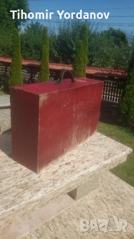 Стар дървен куфар., снимка 12 - Антикварни и старинни предмети - 51067438