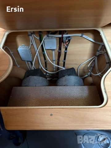 Каравана Dethleffs 550 TK Година : 2011 Спални места : 4+1 , снимка 15 - Каравани и кемпери - 52171598