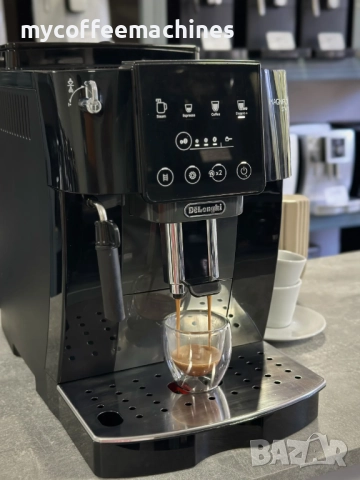 Кафемашина DeLonghi Magnifica START, снимка 3 - Кафемашини - 52846278