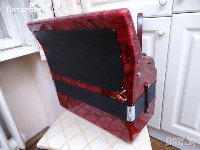 Акордеон Велтмайстер Консона 96 баса, снимка 9 - Акордеони - 52065884