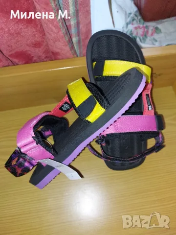 NEXT сандали за момиче, снимка 7 - Детски сандали и чехли - 49155504