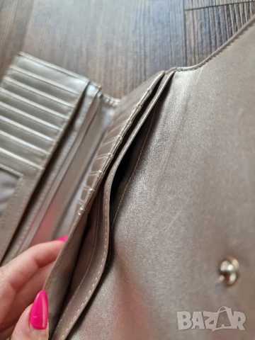 Страхотно дамско портмоне GUESS , снимка 6 - Портфейли, портмонета - 51256806