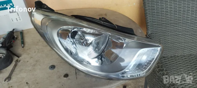 Десен фар Hyundai i10 2011-2013