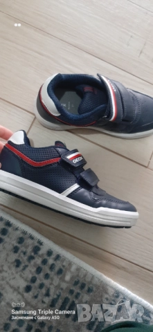 Geox 31 номер, снимка 2 - Детски обувки - 52548335