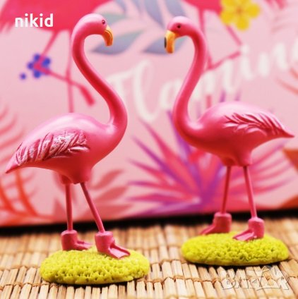 Фламинго на поляна фигурка за торта топер украса декорация парти и игра, снимка 2 - Други - 27478792