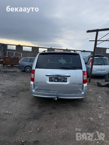 Chrysler Voyager на части , снимка 4 - Автомобили и джипове - 53424386
