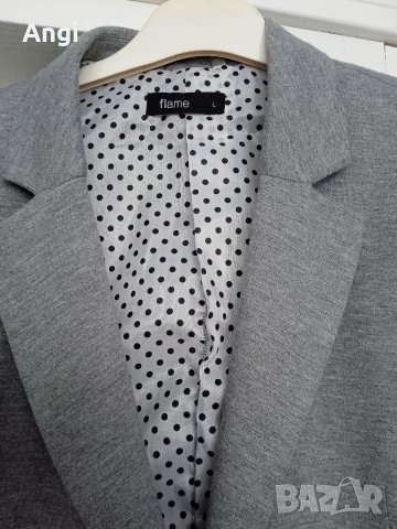 Дамско сако, снимка 4 - Сака - 40335142