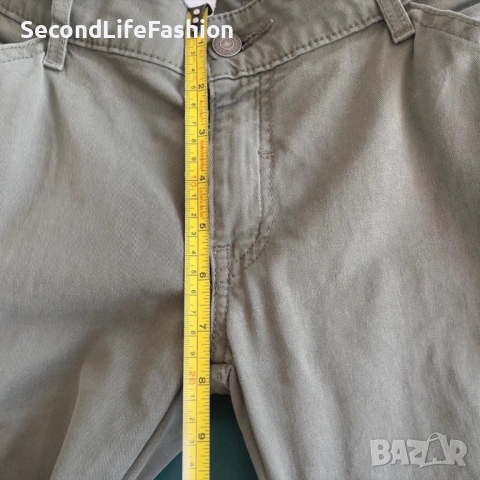 Дамски тесни карго дънки Levis, каки зелени, еластични, с цип до глезена размер M Levi’s, снимка 3 - Панталони - 53349610