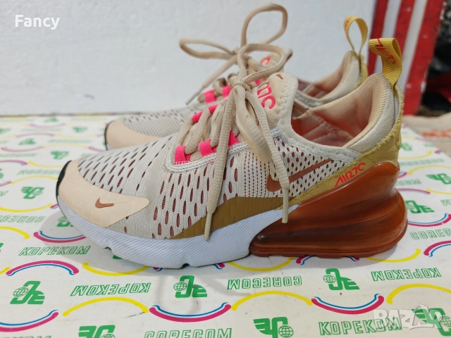 Маратонки Nike Air 270, снимка 3 - Маратонки - 52748497