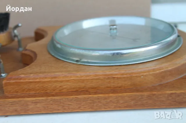 Стенен барометър с четки за обувки, снимка 7 - Колекции - 50047856