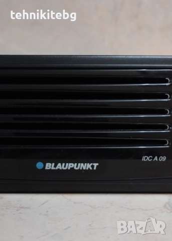 ⭐⭐⭐ BLAUPUNKT IDC-A09 ⭐⭐⭐ 5-дисков ченджър за табло или жабка, снимка 3 - Аудиосистеми - 23652373