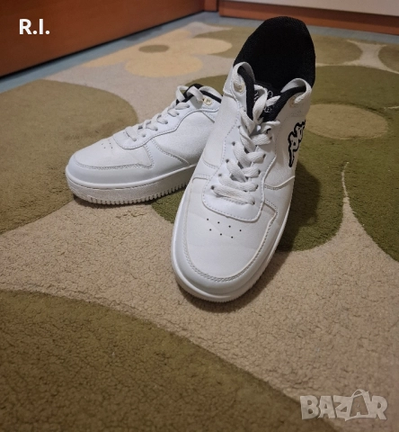 Дамски бели кецове Kappa, снимка 2 - Кецове - 51873569